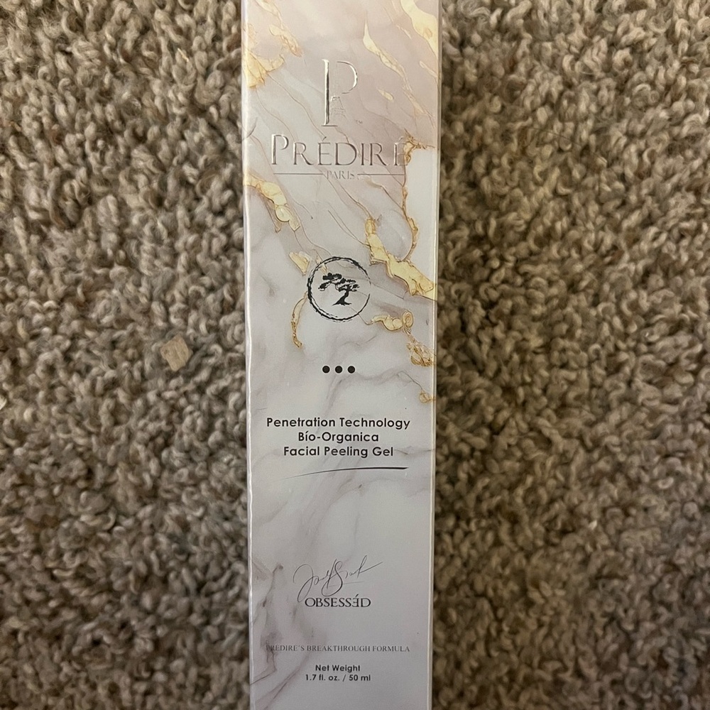 Facial Peeling Gel - Gold and White
